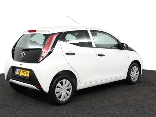 Toyota AYGO 1.0 VVT-i x-fun