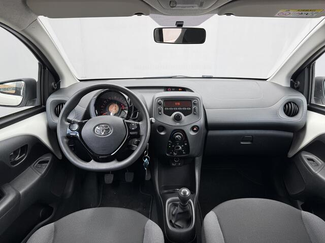 Toyota AYGO 1.0 VVT-i x-fun / Airco / Bluetooth / Snelheids Limiter / LED / Elektrische raambediening / start & stop /