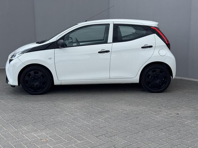 Toyota AYGO 1.0 VVT-i x-fun / Airco / Bluetooth / Snelheids Limiter / LED / Elektrische raambediening / start & stop /