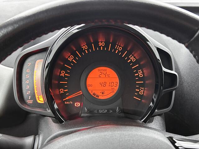 Toyota AYGO 1.0 VVT-i x-nav | Navigatie | Airco | Achteruitrijcamera | Elektrische ramen voor | Elektrisch verstelbare spiegels |