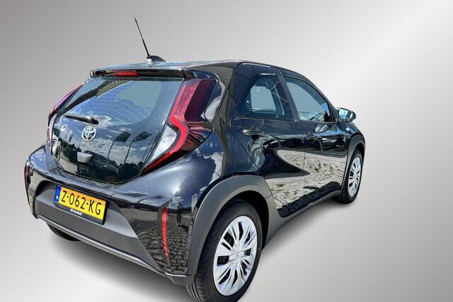 Toyota AYGO X 1.0 VVT-i Play Apple Carplay Android Auto, ParkeerCamera, Adaptieve Cruise Control, SnelheidsLimiter