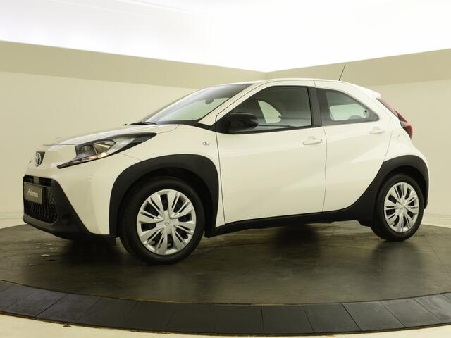 Toyota AYGO X 1.0 VVT-i MT Play | Carplay/AndroidAuto | Camera | Adapt. cruise