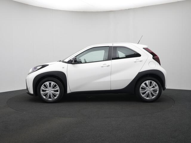 Toyota AYGO X 1.0 VVT-i MT Play | NL Auto | Dealer Onderhouden | Achteruitrijcamera |