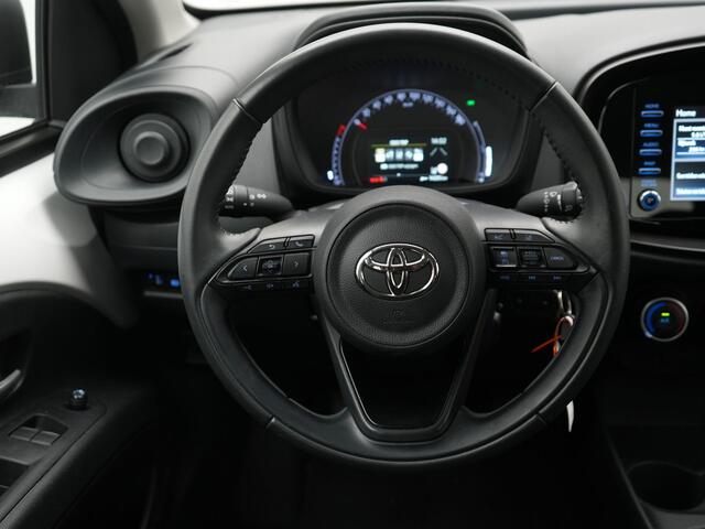 Toyota AYGO X 1.0 VVT-i MT Play | NL Auto | Dealer Onderhouden | Achteruitrijcamera |