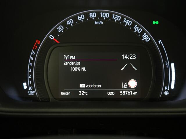 Toyota AYGO X 1.0 VVT-i MT Play | NL Auto | Dealer Onderhouden | Achteruitrijcamera |