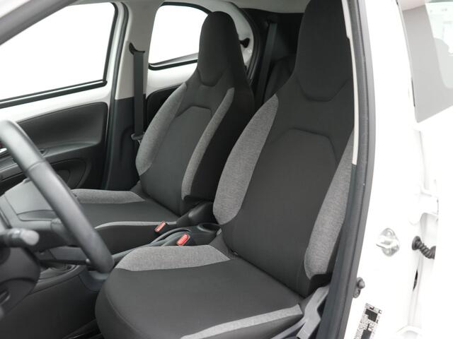 Toyota AYGO X 1.0 VVT-i MT Play | NL Auto | Dealer Onderhouden | Achteruitrijcamera |