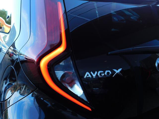 Toyota AYGO X 1.0 VVT-i MT Pulse Design Pack
