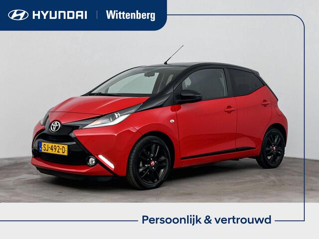 Toyota AYGO 1.0 VVT-i x-cite | Dealeronderhouden | L.M. Velgen | Getintglas | Airco | Bi-Tone | 1ste eigenaar |