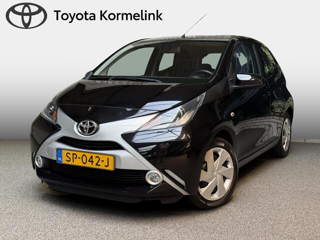 Toyota AYGO 1.0 VVT-i x-nav