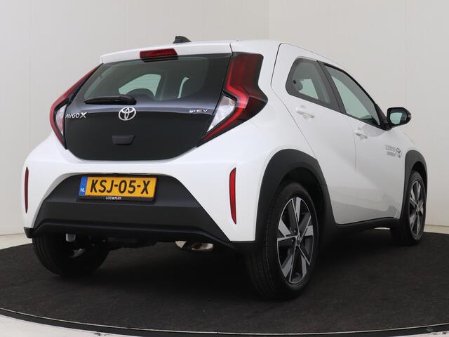 Toyota AYGO X Hybrid 115 play + GO Pack | DEMO & DIRECT LEVERBAAR | 17 inch LM Velgen |
