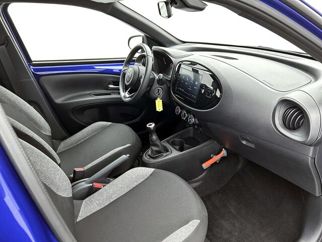 Toyota AYGO X 1.0 VVT-i MT Play | BTW voertuig | Apple CarPlay/Android Auto | Cruise Control Adaptive | Achteruitrijcamera |