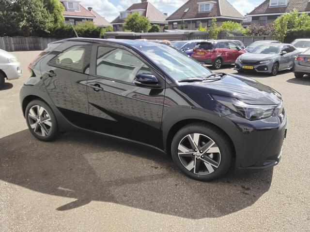 Toyota AYGO X Hybrid 115 play + Go Pack * lichtmetaal* android/apple carplay