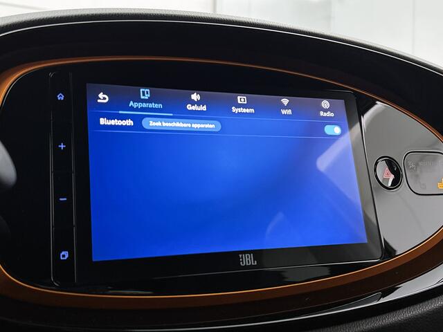 Toyota AYGO X 1.0 VVT-i S-CVT Limited | BTW Voertuig | JBL | Keyless Entry/Start | Parkeersensoren voor+achter | Stoelverwarming | Climate Control | Cruise Control Adaptive | Achteruitrijcamera | Navigatie | Apple CarPlay/Android