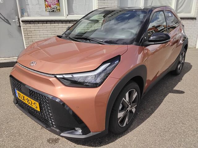 Toyota AYGO X Hybrid 115 pulse + Easy Pack *two Tone* smart key* andoid/apple carplay