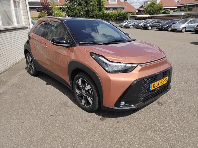 Toyota AYGO X Hybrid 115 pulse + Easy Pack *two Tone* smart key* andoid/apple carplay