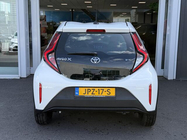 Toyota AYGO X Hybrid 115 play Hybride | Automaat | Airco | Parkeercamera | Apple/Android carplay