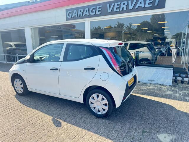 Toyota AYGO 1.0 VVT-i x-fun