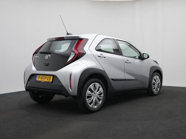 Toyota AYGO X 1.0 VVT-i MT Play | NL Auto | Cruise Control Adaptief | Achteruitrijcamera |