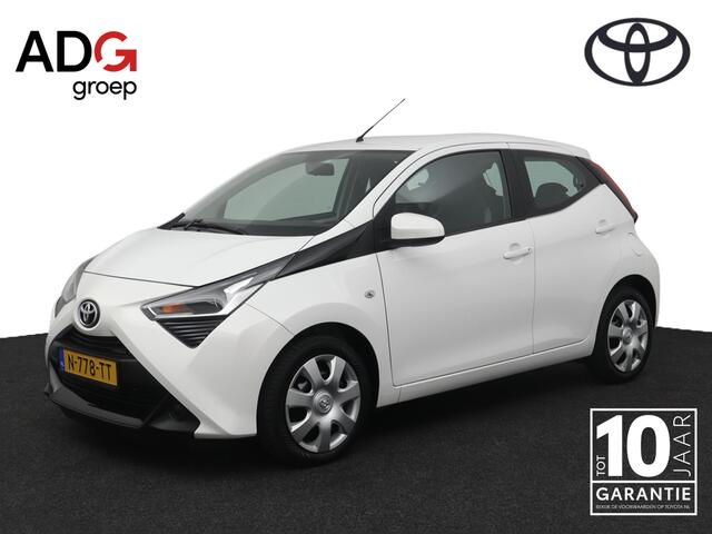 Toyota AYGO 1.0 VVT-i x-play | Groot scherm multimedia | Airco | Parkeercamera |