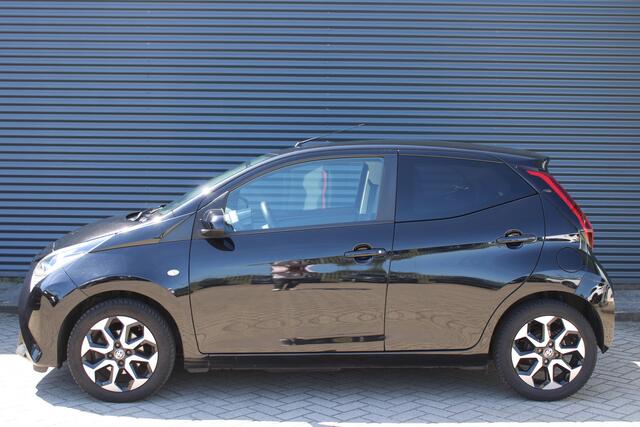 Toyota AYGO 1.0 VVT-i x-clusiv