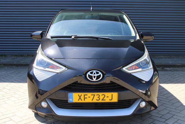 Toyota AYGO 1.0 VVT-i x-clusiv