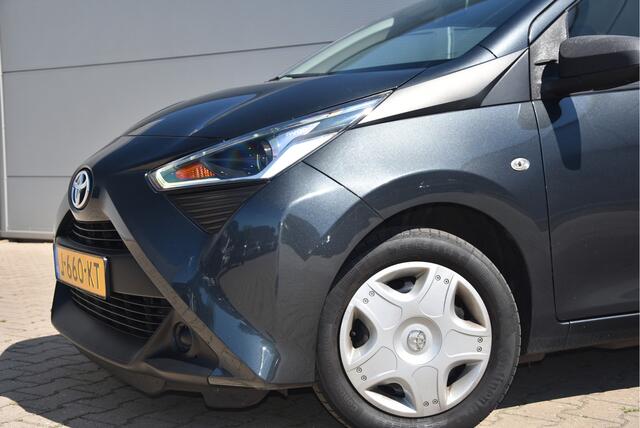 Toyota AYGO 1.0 VVT-i x-fun