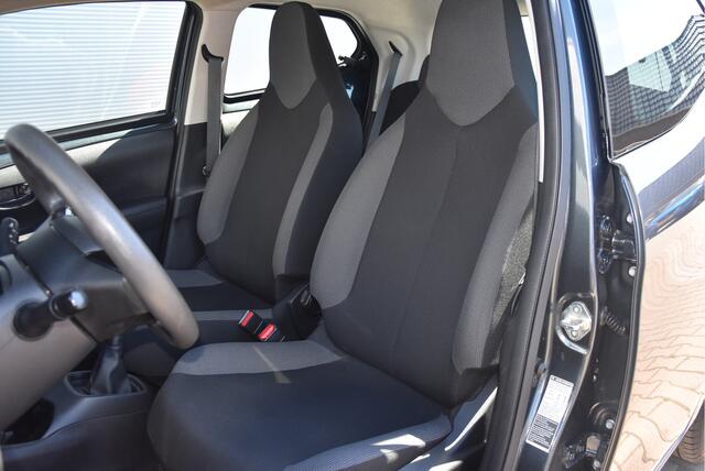 Toyota AYGO 1.0 VVT-i x-fun