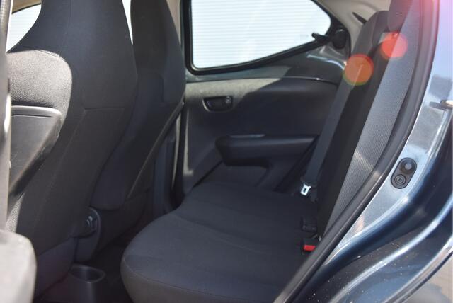 Toyota AYGO 1.0 VVT-i x-fun