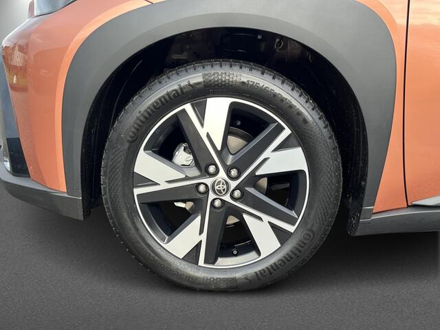 Toyota AYGO X Hybrid 115 Black Edition | Stoelverwarming | Park. Sensoren | AC