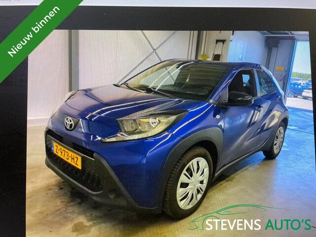 Toyota AYGO X 1.0 VVT-i MT Play CAMERA / CARPLAY / ANDROID.AUTO / AIRCO