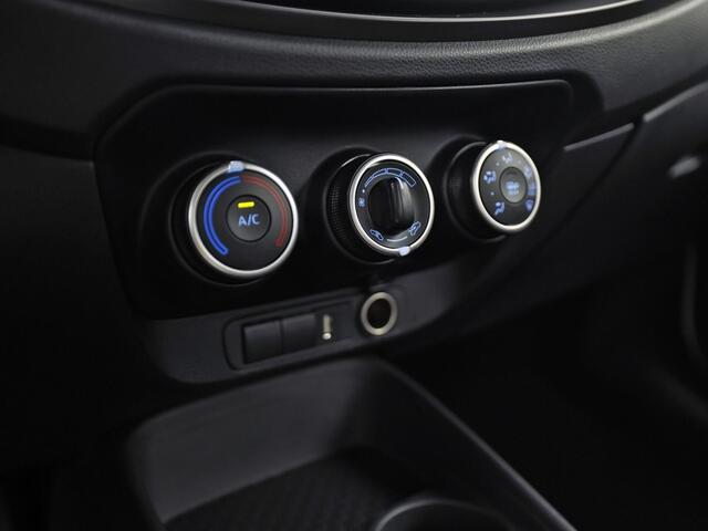 Toyota AYGO 1.0 VVT-i MT Play (APPLE CARPLAY, NAVIGATIE, ADAPTIVE CRUISE, SPORTSTOELEN, LANE ASSIST, CAMERA, NIEUWSTAAT)