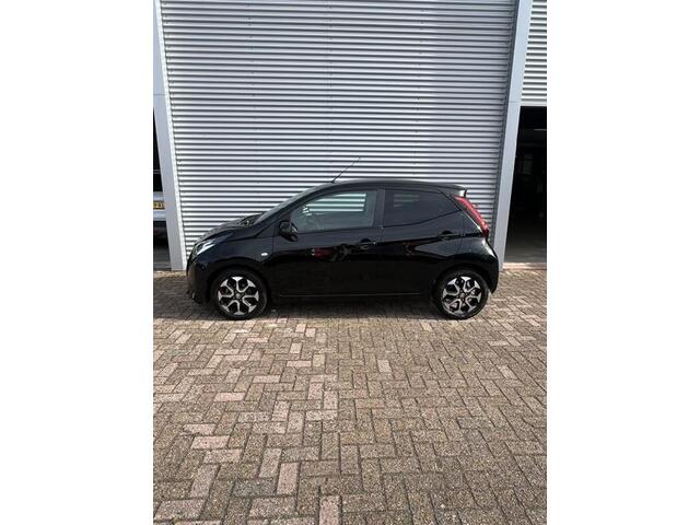 Toyota AYGO 1.0 VVT-i x-cite Lage KM-stand! 1e eigenaar, Dealer OH