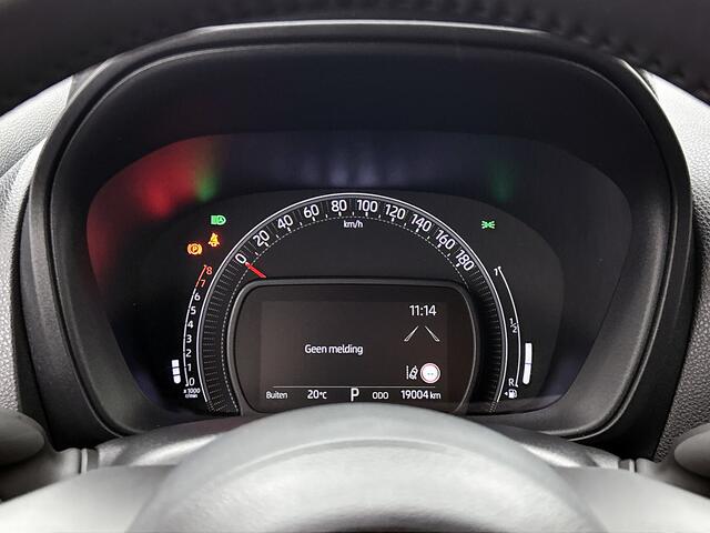 Toyota AYGO X 1.0 VVT-i S-CVT Pulse + | BTW Voertuig | Parkeersensoren voor+achter | Keyless Entry/Start | Climate Control | Cruise Control Adaptive | achteruitrijcamera | Apple CarPlay/Android Auto |