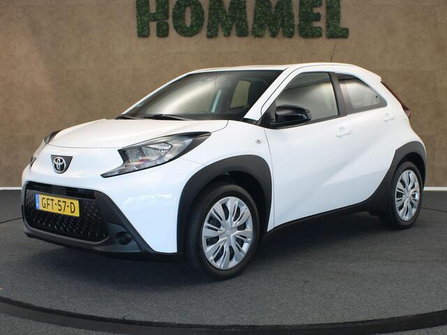 Toyota AYGO X 1.0 VVT-i MT Play - ORIGINEEL NEDERLANDSE AUTO - AFKOMSTIG VAN 1E EIGENAAR - AIRCO - APPLE CARPLAY/ ANDROID AUTO - CAMERA - DAB AUDIO -