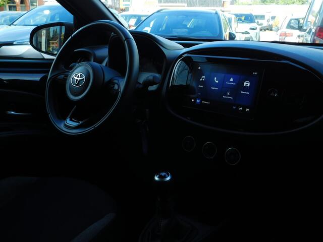 Toyota AYGO X 1.0 VVT-i MT Play