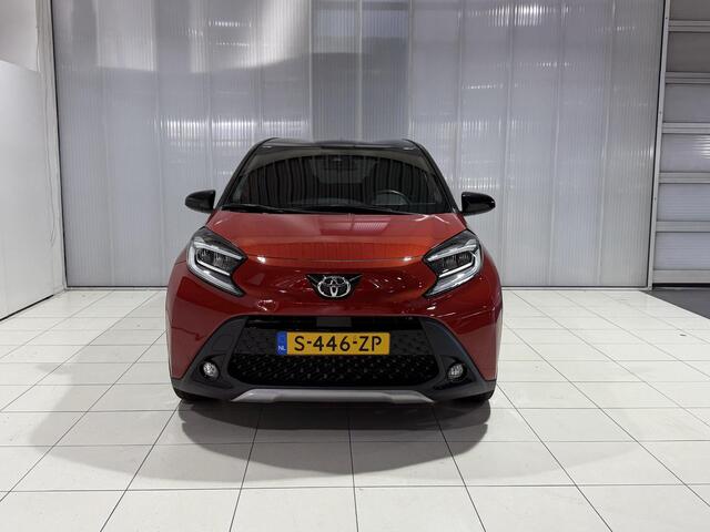 Toyota AYGO X 1.0 VVT-i MT Envy JBL Geluidsinstallatie, 2 Tone Lak, Draadloos opladen mobiele telefoon, Camera, Adaptieve Cruise Control, BTW Auto