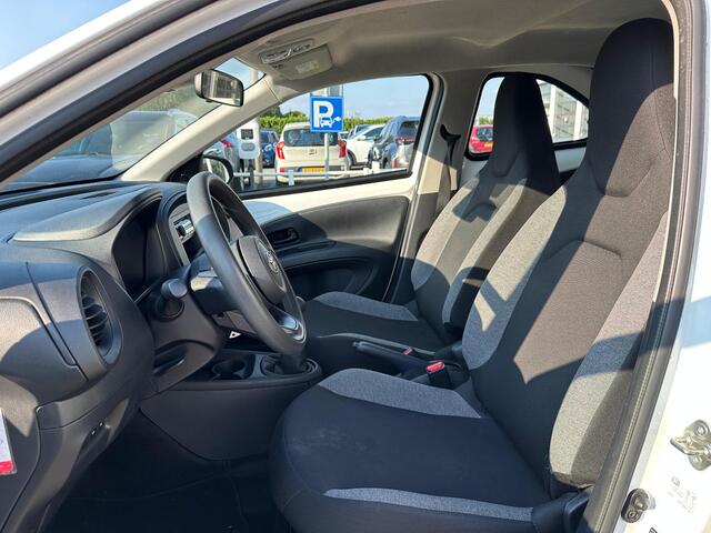 Toyota AYGO X 1.0 VVT-i MT met Airco en radio, 1e eigenaar, dealeronderhouden