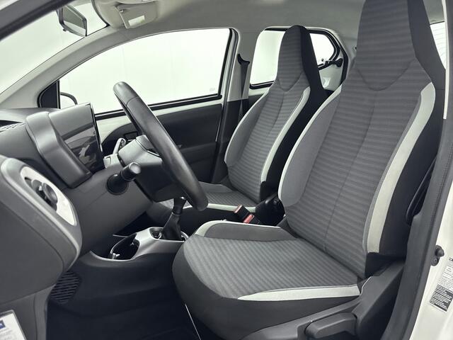 Toyota AYGO 1.0 VVT-i x-play limited | NL Auto | Achteruitrijcamera | Onderweg-naar-dealer