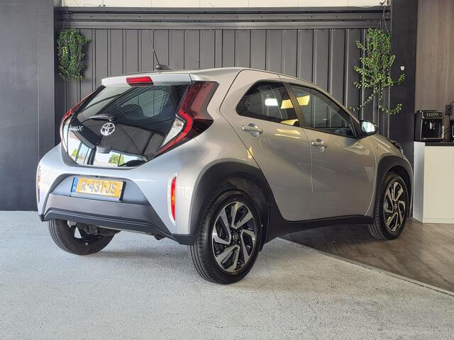 Toyota AYGO X 1.0 VVT-i MT Play | Achteruitrijcamera | LMV 17"| 1e eig (NAP) | Carplay | Cruise Control Adaptief | LED |