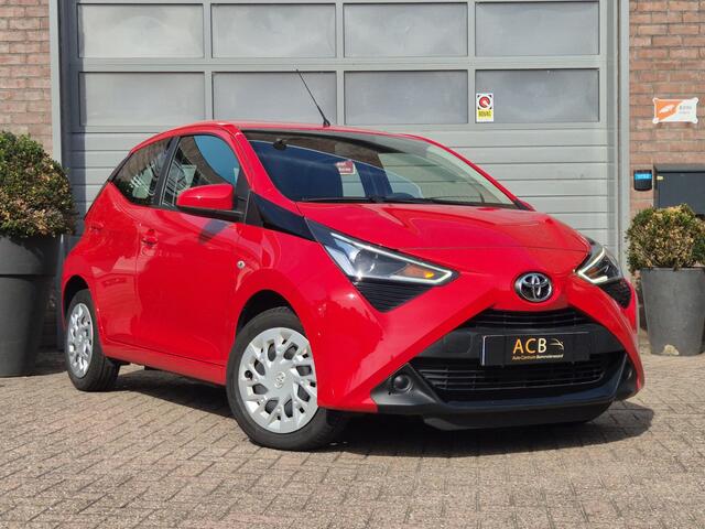 Toyota AYGO 1.0 VVT-i x-play Camera