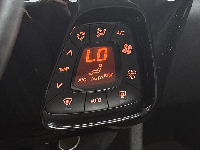 Toyota AYGO 1.0 VVT-i x-joy Automaat | Safety-Pack | Keyless Entry/Start | Climate Control | Apple CarPlay/Android Auto | Achteruitrijcamera | Elektrische ramen voor | elektrisch verstelbare buitenspiegels | Automatische verlich