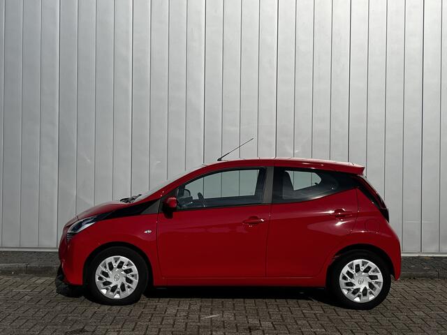Toyota AYGO 1.0 VVT-i x-play Airco Apple carplay Android auto NL auto Dealer onderhouden