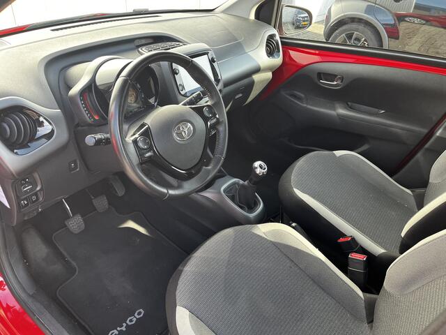 Toyota AYGO 1.0 VVT-i x-play Airco Apple carplay Android auto NL auto Dealer onderhouden