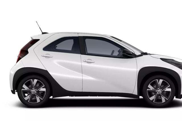 Toyota AYGO X Hybrid 115 Play, 17" velgen, Nieuw en snel leverbaar (september 2026) met €1.500 inruilpremie