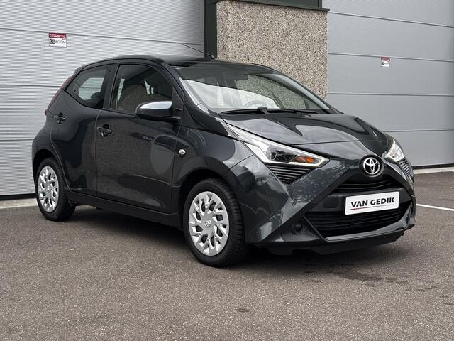 Toyota AYGO 1.0 VVT-i x-play Automaat Navi Carplay Camera Nap Airco