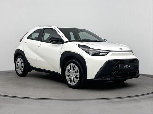 Toyota AYGO X Hybrid 115 play *DEMO* | Apple Carplay & Android Auto | Parkeercamera | *
