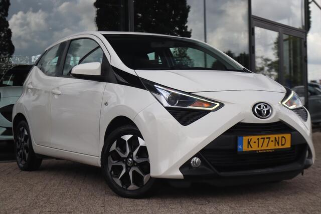Toyota AYGO 1.0 VVT-i X-PLAY LIMITED AUT. | CARPLAY | CAMERA | AIRCO | BLUETOOTH | LMV