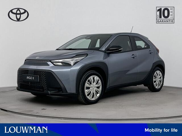 Toyota AYGO X Hybrid 115 play | Apple Carplay & Android Auto | Parkeercamera | Onderweg-naar-dealer*