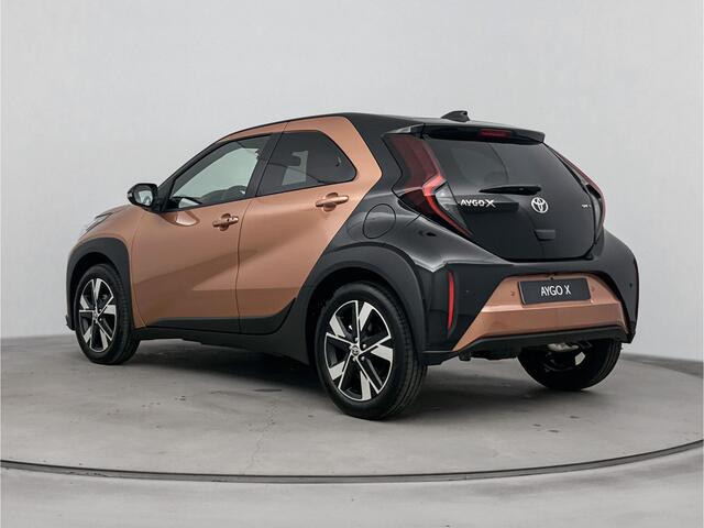 Toyota AYGO X Hybrid 115 pulse | Apple Carplay & Android Auto | Parkeercamera | Onderweg-naar-dealer*