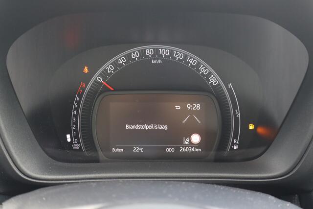 Toyota AYGO X 1.0 VVT-i MT Play - NL Auto!! Adap Cruise I Camera I Apple